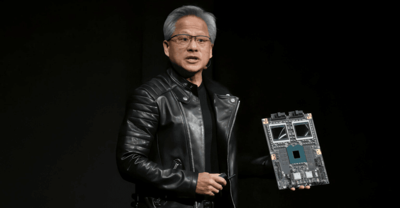 Intelligenza artificiale e memoria: il titolare e fondatore di NVIDIA, Jensen Huang, presenta la piattaforma Vera Rubin