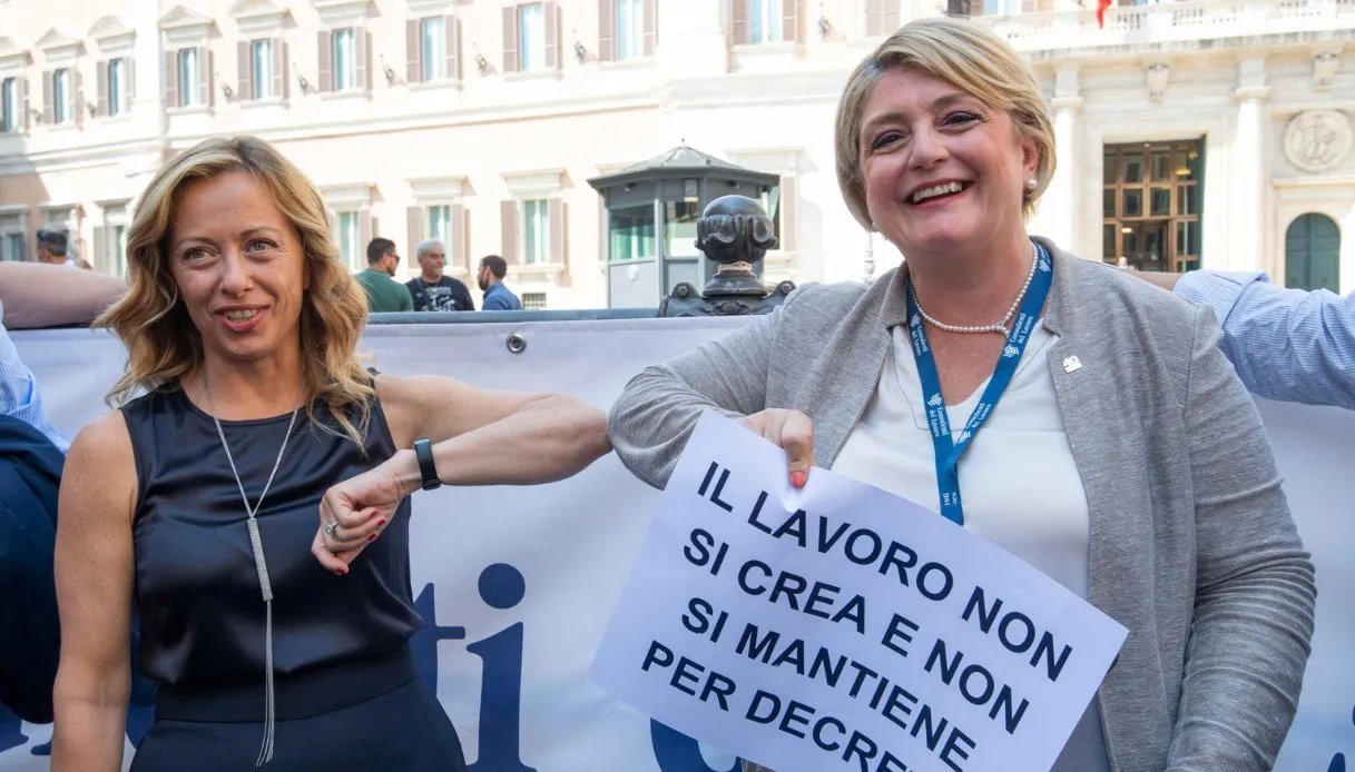 La ministra del Lavoro Calderone con Giorgia Meloni