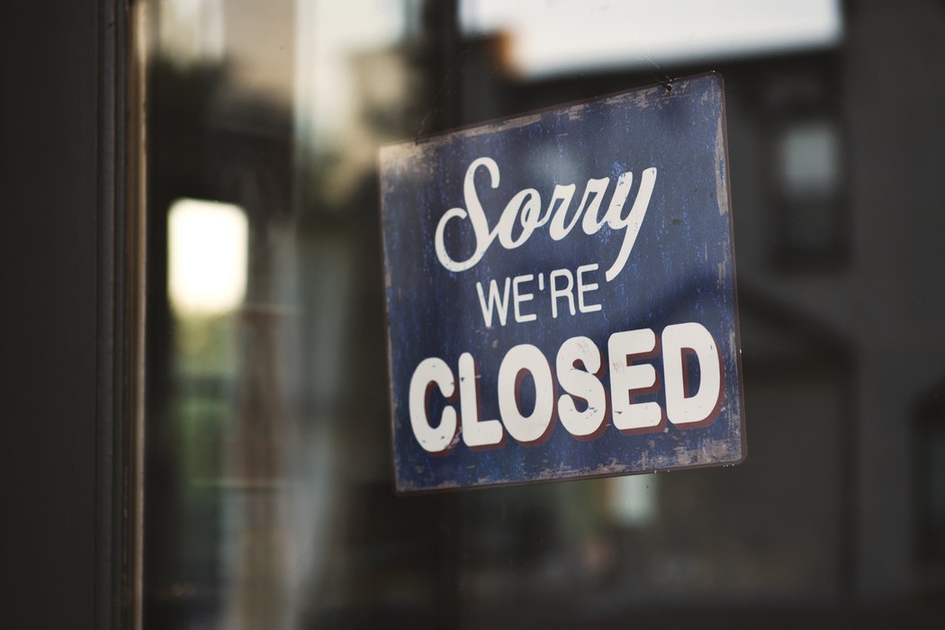 negozi storici chiusi: sorry, we're closed