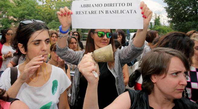 Turismo nei Sassi: materani manifestano contro il consumo del loro centro storico