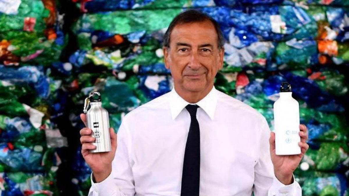 Caro Beppe Sala, il lavoro è ovunque. Non solo a Milano.