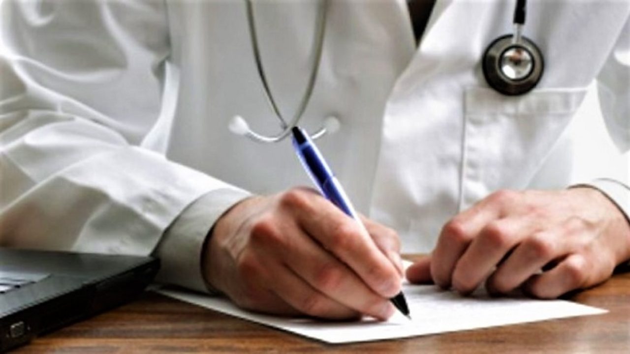 Da medici di base a scribacchini: l’eredità della  sanità privata convenzionata