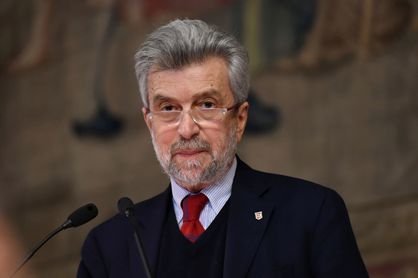 Cesare Damiano, ex ministro del Lavoro: “Cassa integrazione anche agli autonomi per superare la crisi”