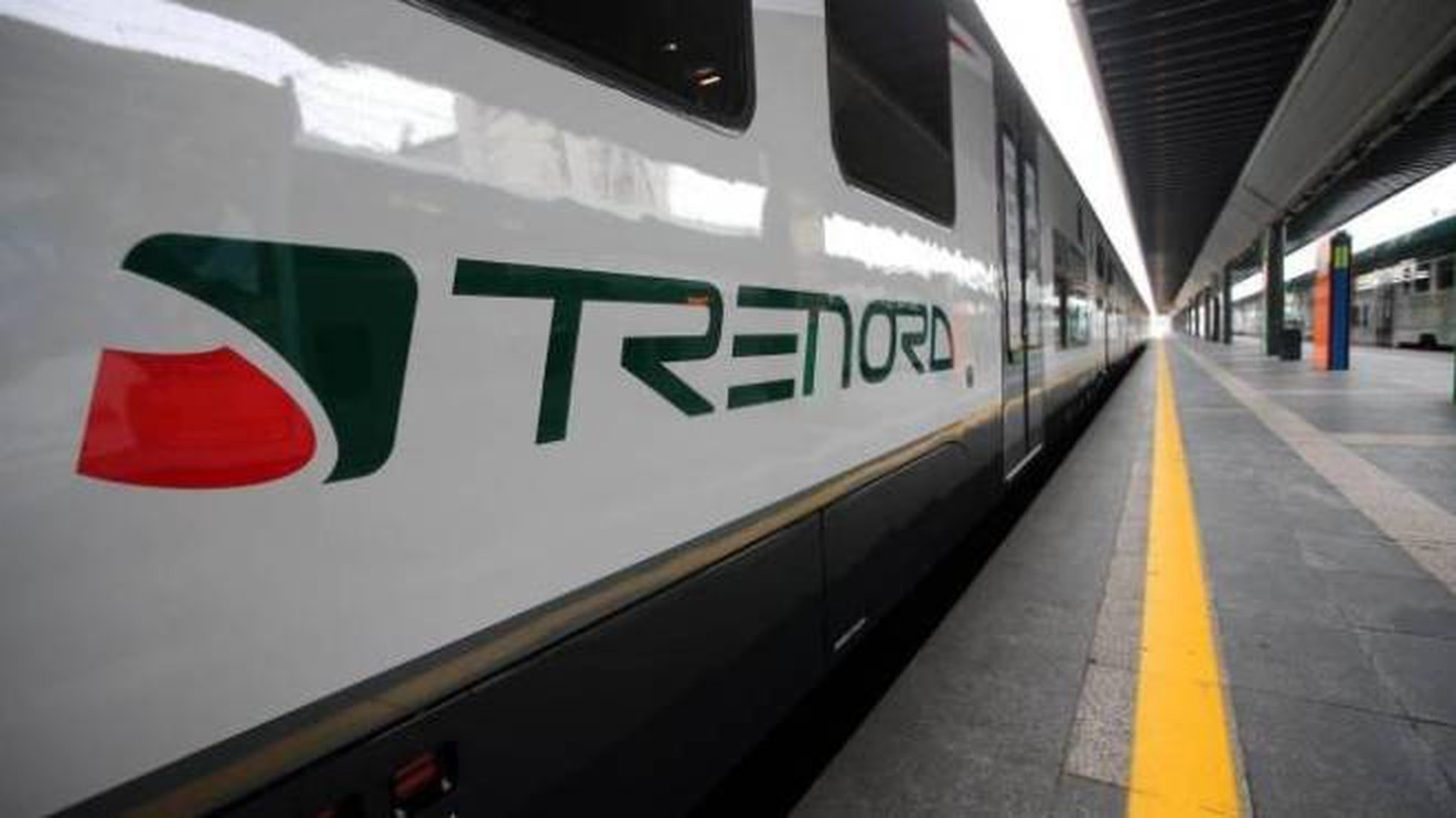 Sui treni Green pass obbligatorio ma violenza libera: ora sì che siamo al sicuro