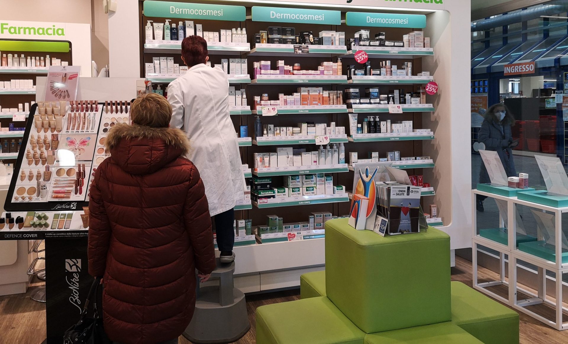 Offerte Di Lavoro Per Farmacisti Milano Farmacisti dipendenti, c'è un nuovo contratto. Ma i titolari non lo