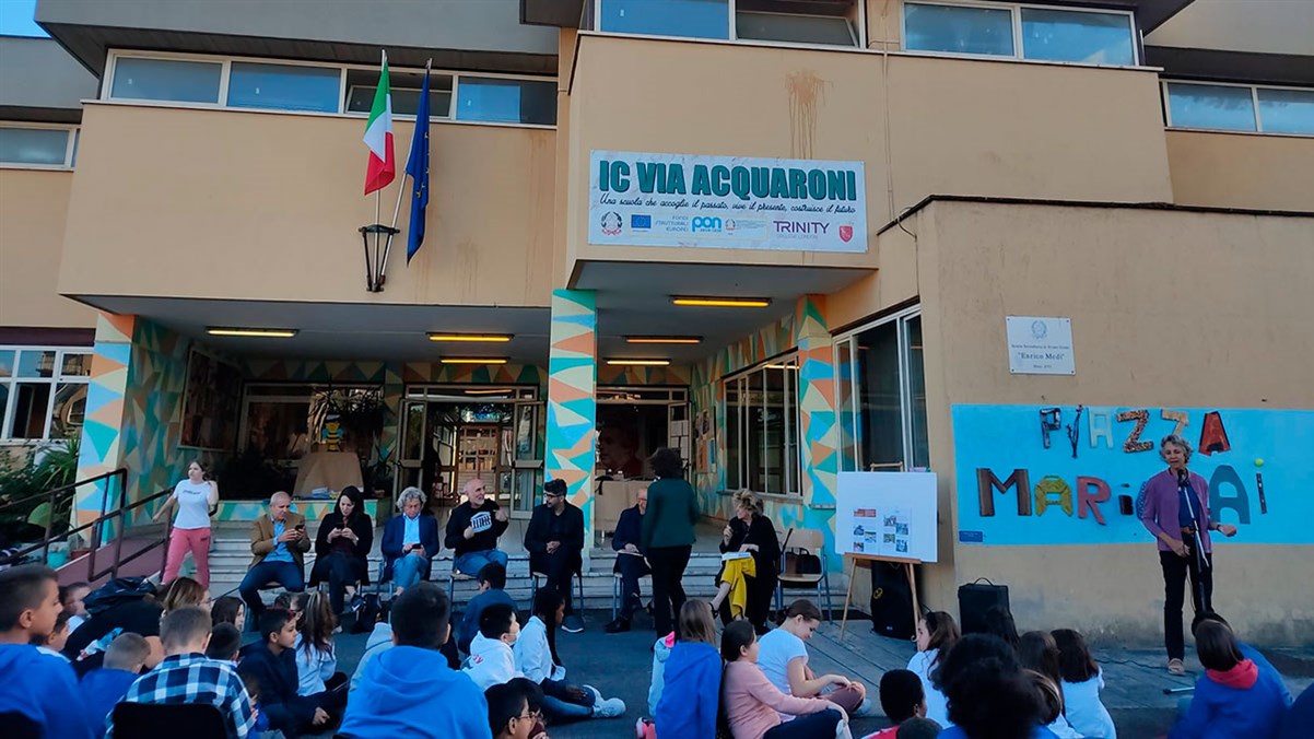 Un'attività dell'istituto comprensivo Via Acquaroni, a Tor Bella Monaca, Roma.